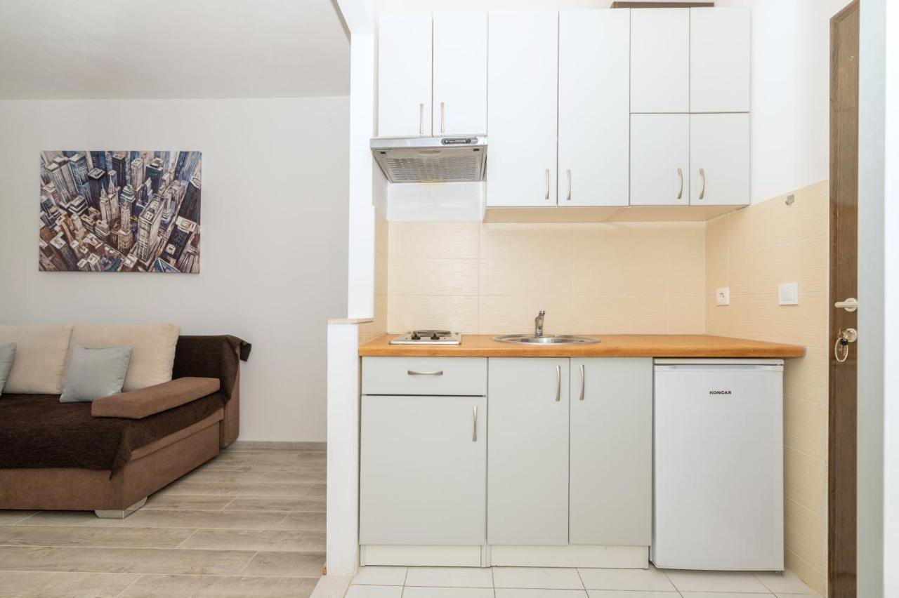 Bilin san Apartment Baska Voda Luaran gambar